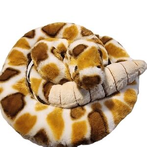 Wishpets 2007 46" Rattlesnake snake Plush stuffed animal Reptile rattle tail